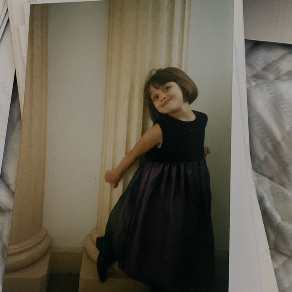 Woman - Picture 2 of 2